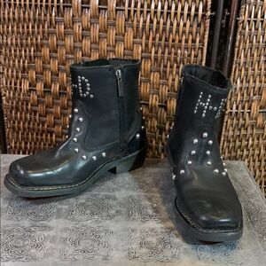 🚫SOLD🚫Harley-Davidson Women’s Leather Studded Motorcycle Booties Size 6.5